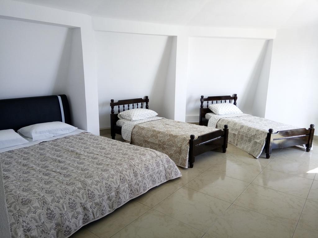 S&K Dotro Hotel คอสติเนช ภายนอก รูปภาพ